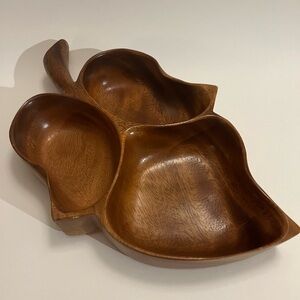 Large 60’s vintage Hawaiian serving wooden bowl made of monkey pod wood